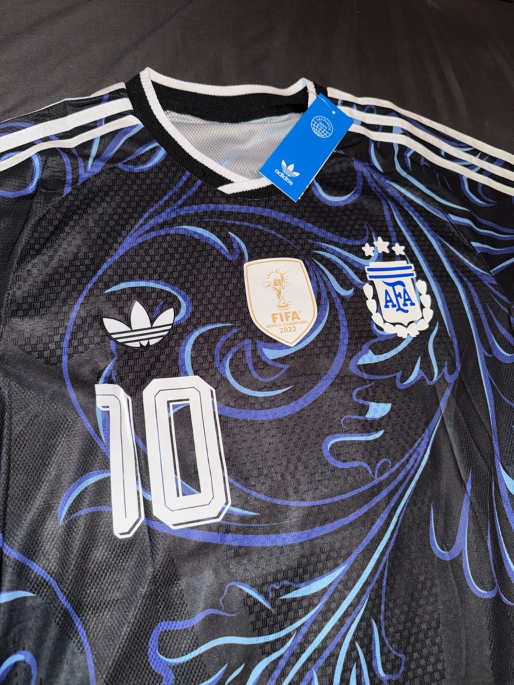 ARGENTINA 2026 WORLD CUP AWAY MESSI #10 SLIM FIT - Picture 3 of 8